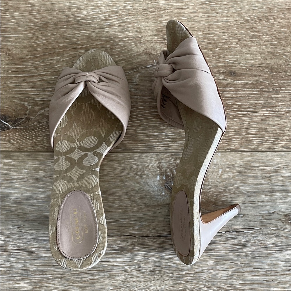 Coach Knot Leather Slide Mules 8B - Picture 11 of 12